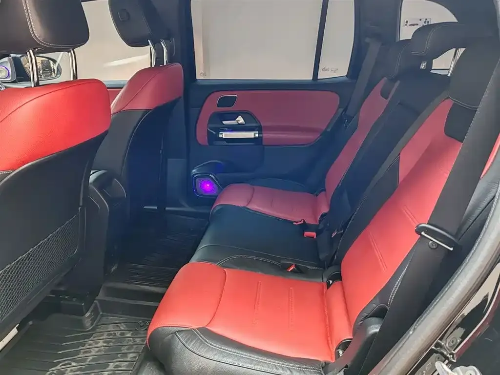 Mercedes-Benz GLB AMG — фото 9