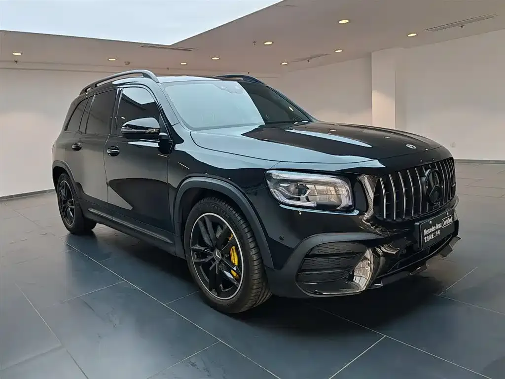 Mercedes-Benz GLB AMG — фото 3