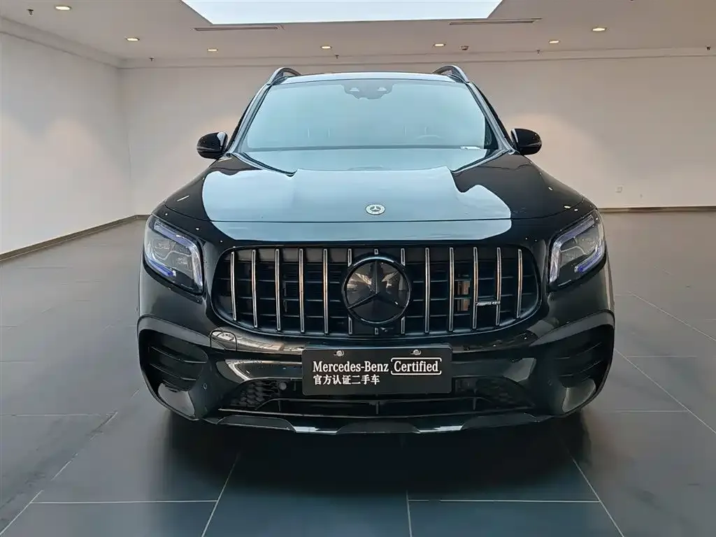 Mercedes-Benz GLB AMG — фото 5