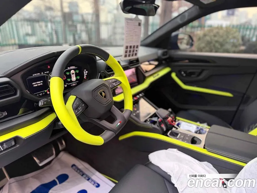 Lamborghini Urus 2026 из KR, фото 7