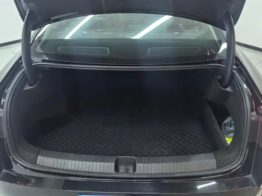 Volkswagen Magotan 2025 из CN, фото 2