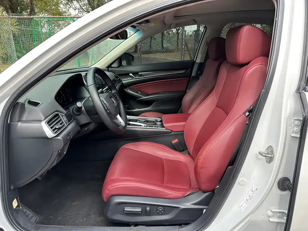 Honda Accord — фото 2