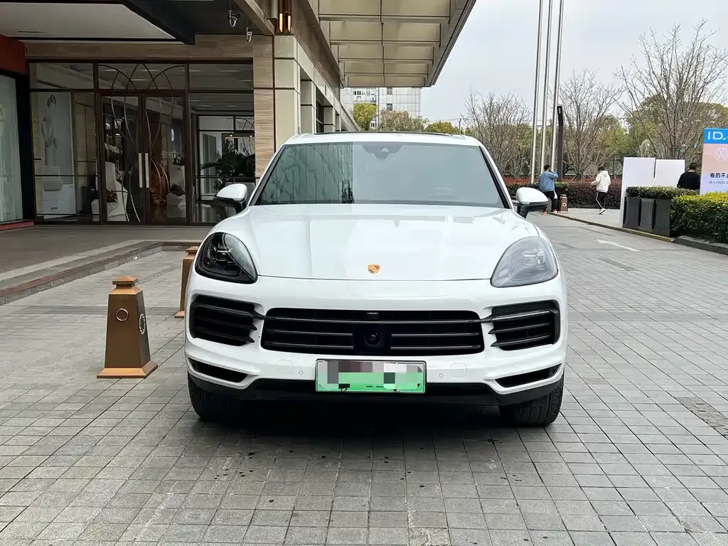 Porsche Cayenne Hybrid — фото 5