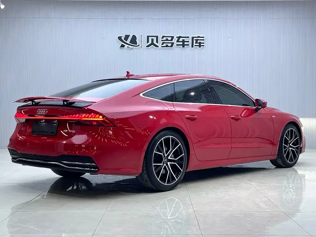 Audi A7 — фото 5