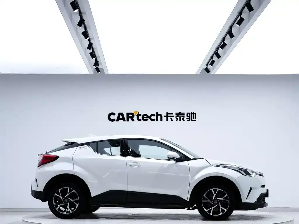 Toyota C-HR 2021 из CN, фото 6