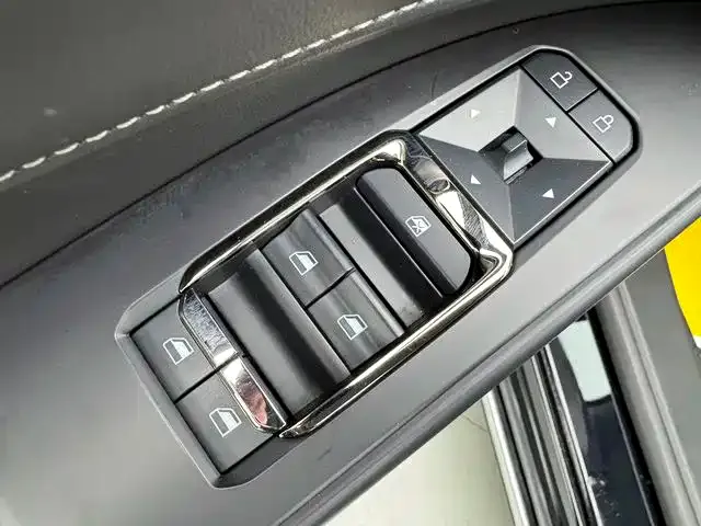 Ford Mondeo — фото 10