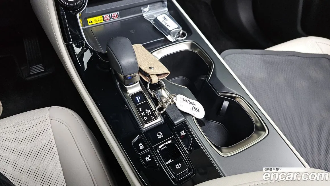 Lexus NX 2025 из KR, фото 8
