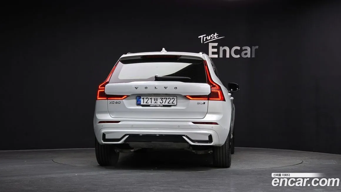 Volvo XC60 2026 из KR, фото 4