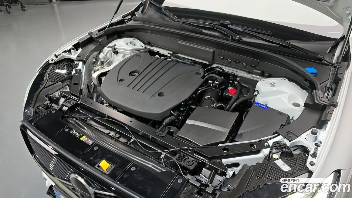 Volvo XC60 2026 из KR, фото 8