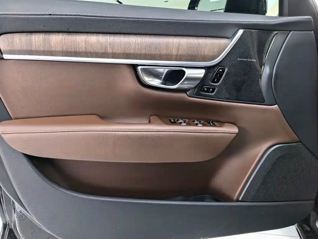 Volvo S90 — фото 4