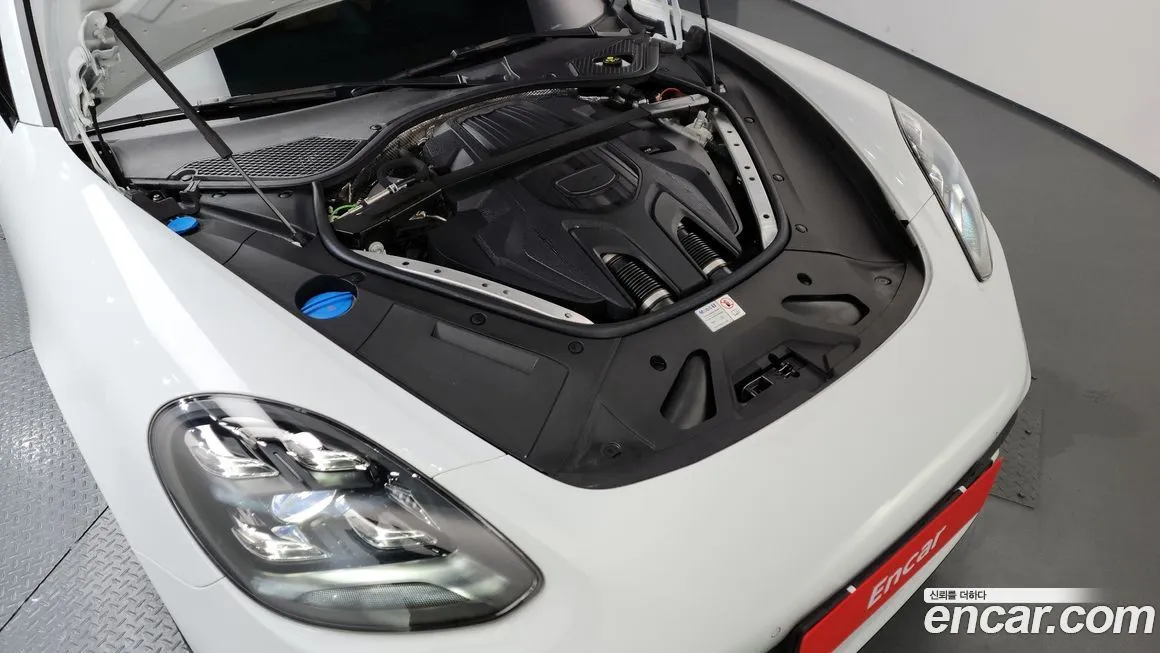Porsche Panamera 2023 из KR, фото 3
