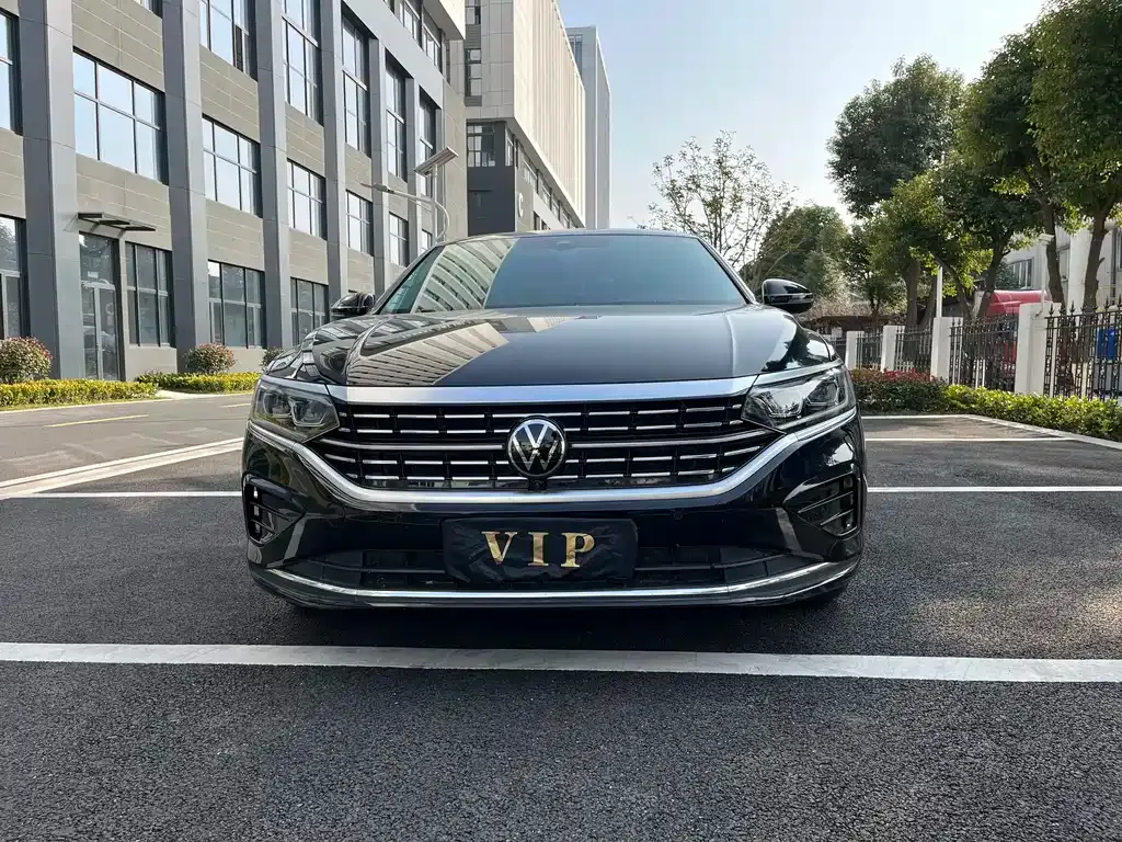 Volkswagen Passat — фото 9