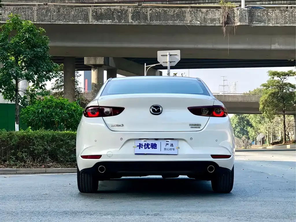 Mazda 3 Axela 2024 из CN, фото 9