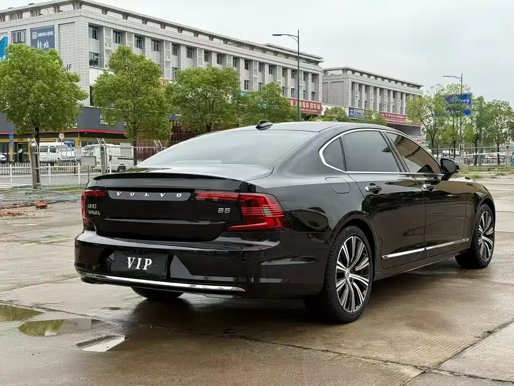 Volvo S90 — фото 7