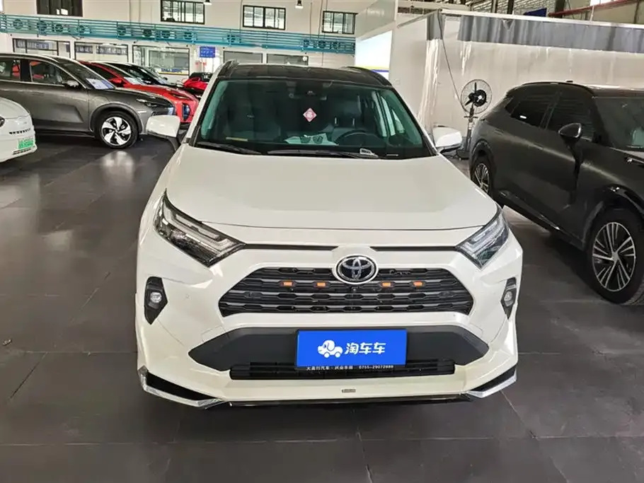 Toyota RAV4 2024 из CN, фото 8