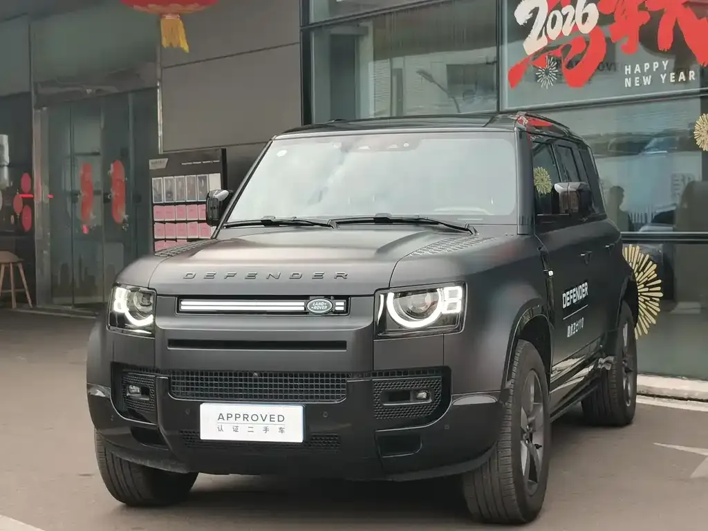 Land Rover Defender — фото 1