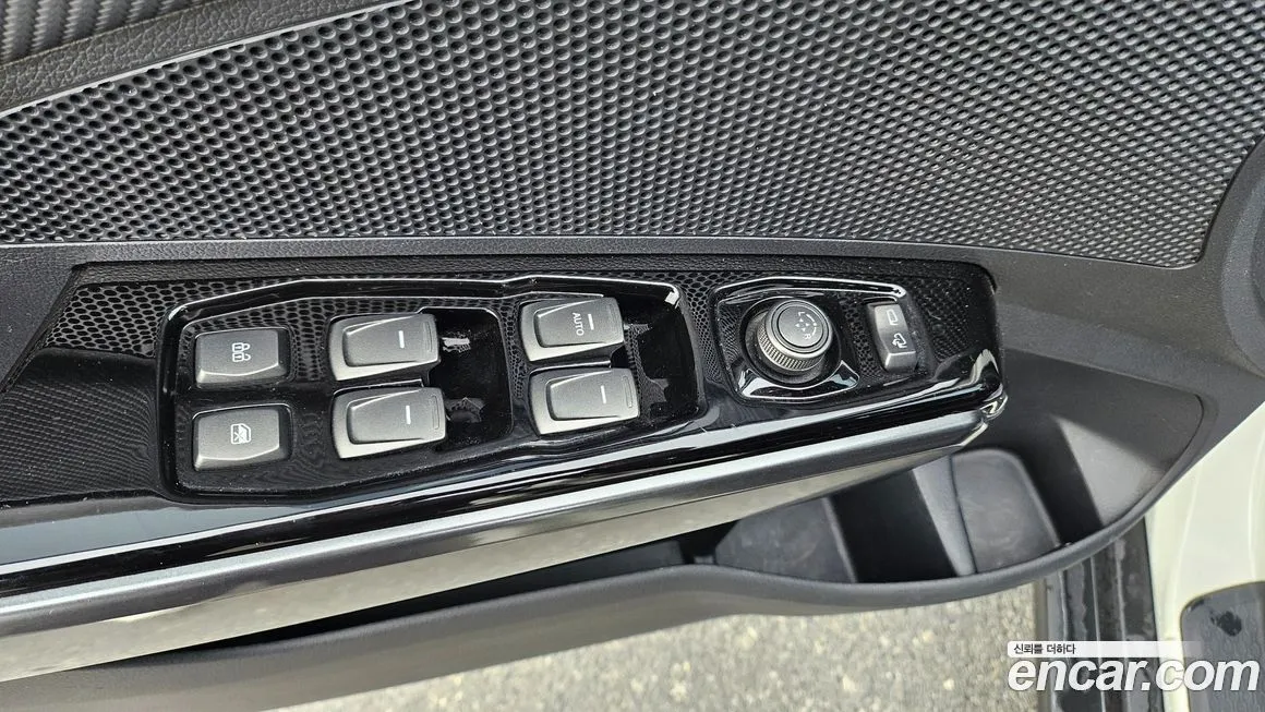 KG Mobility (Ssangyong) TIBOLI 2023 из KR, фото 2