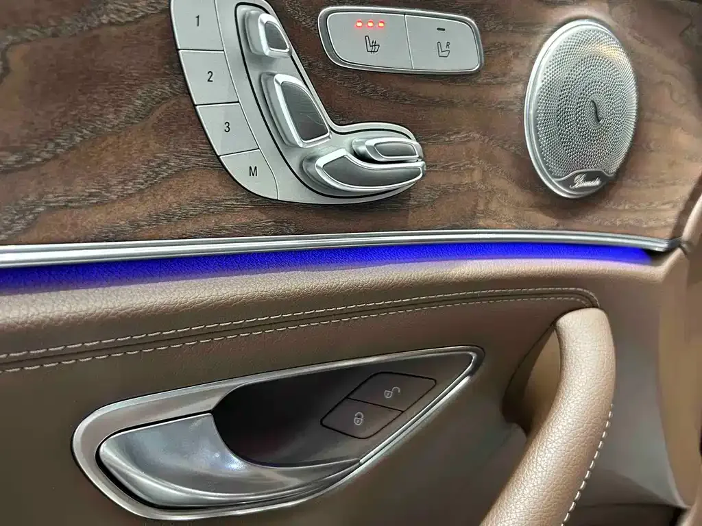 Mercedes-Benz E-Class 2022 из CN, фото 5