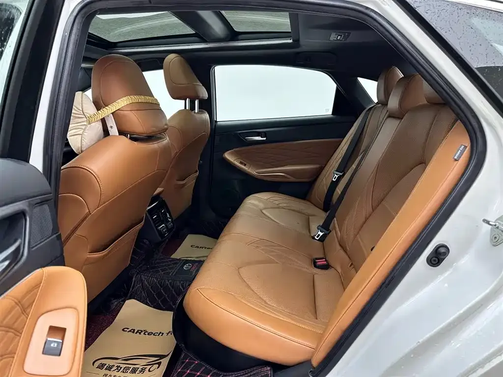 Toyota Avalon 2022 из CN, фото 4