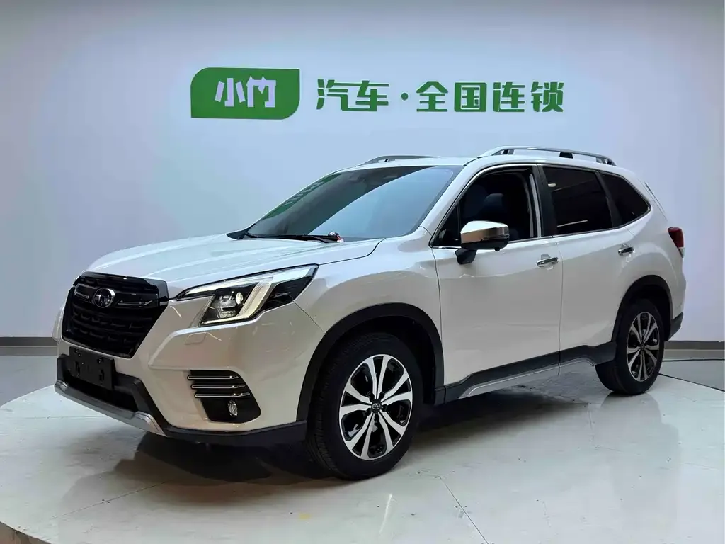 Subaru Forester — фото 1