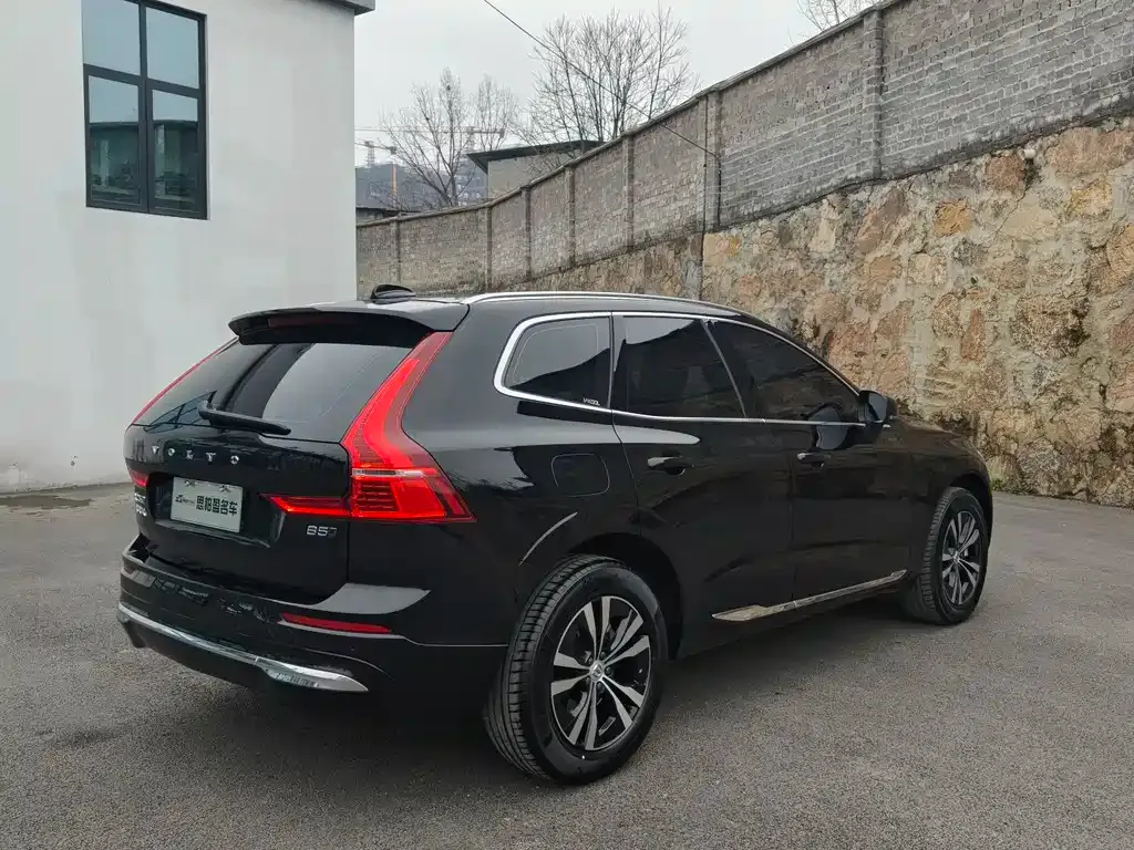Volvo XC60 — фото 4