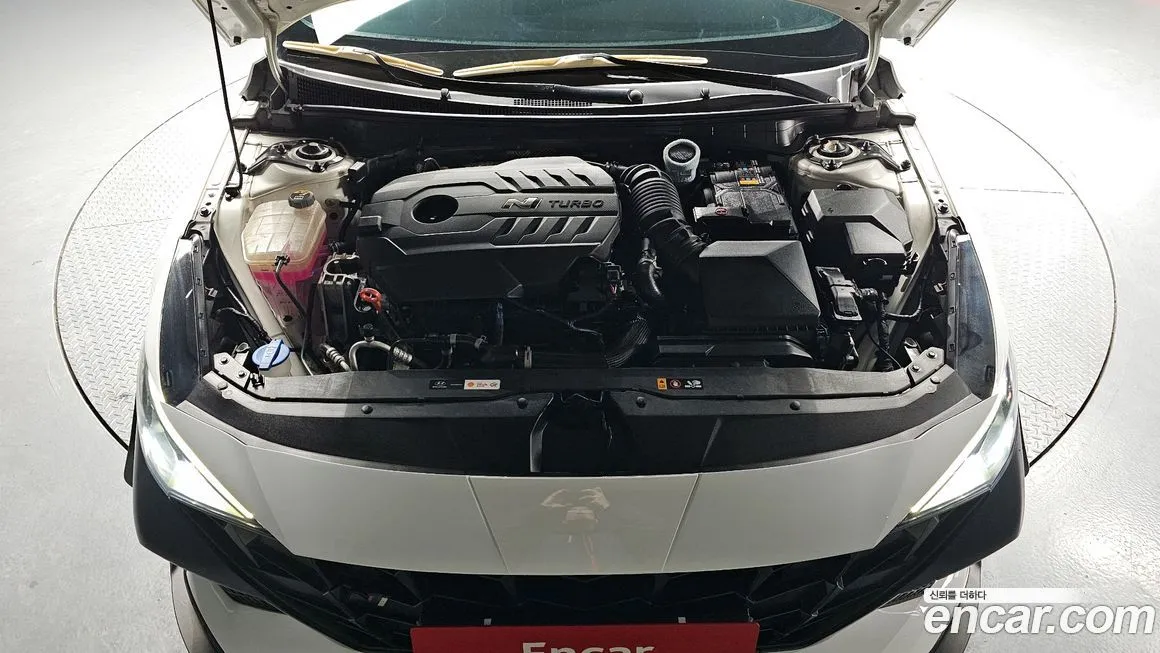 Hyundai AVANTE — фото 2