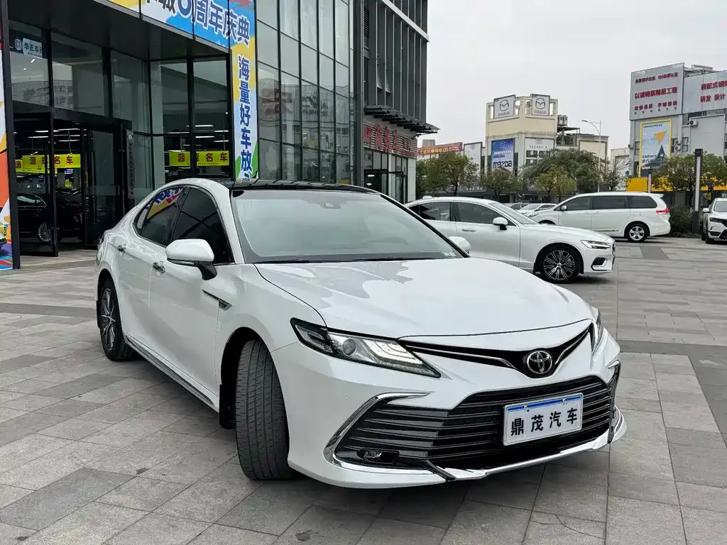 Toyota Camry 2024 из CN, фото 4