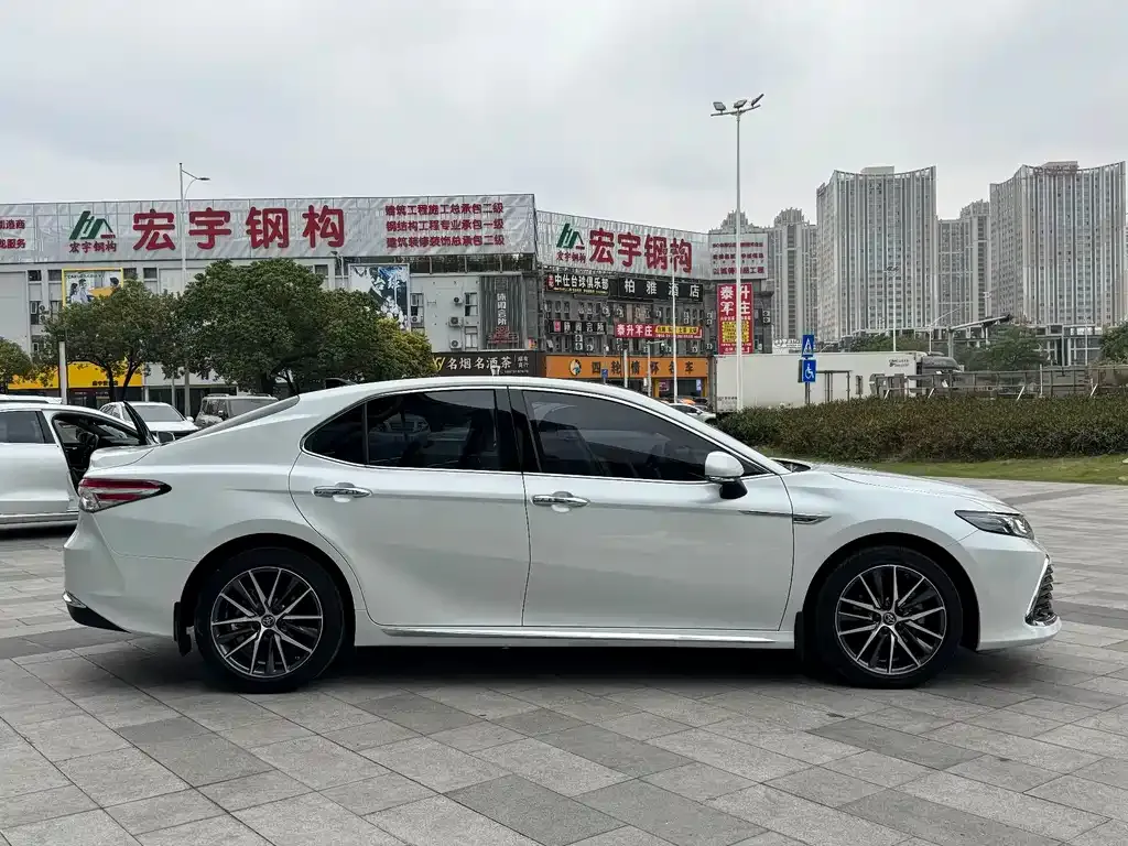 Toyota Camry 2024 из CN, фото 5
