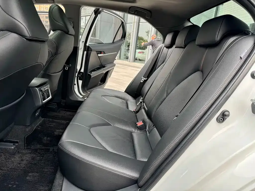 Toyota Camry 2024 из CN, фото 6