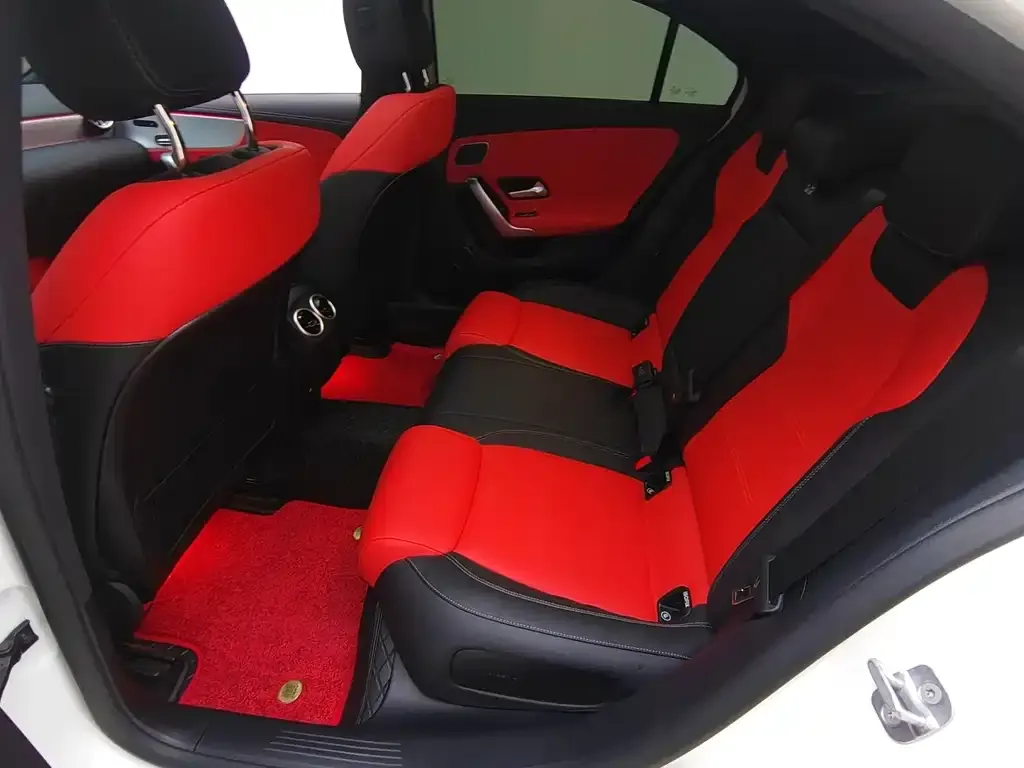 Mercedes-Benz A-Class AMG 2025 из CN, фото 2