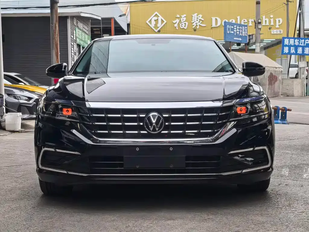 Volkswagen Passat — фото 6