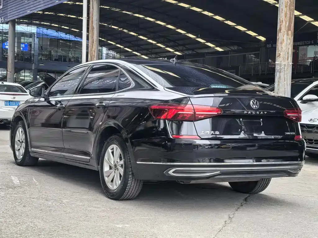 Volkswagen Passat — фото 3
