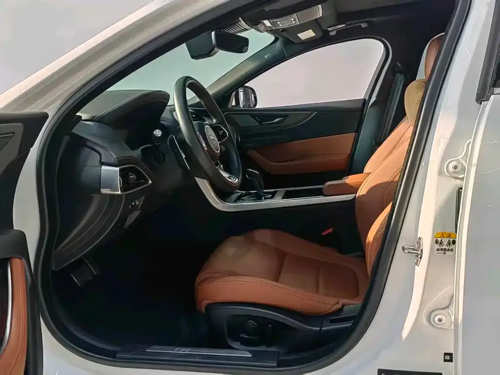 Jaguar XEL 2024 из CN, фото 9