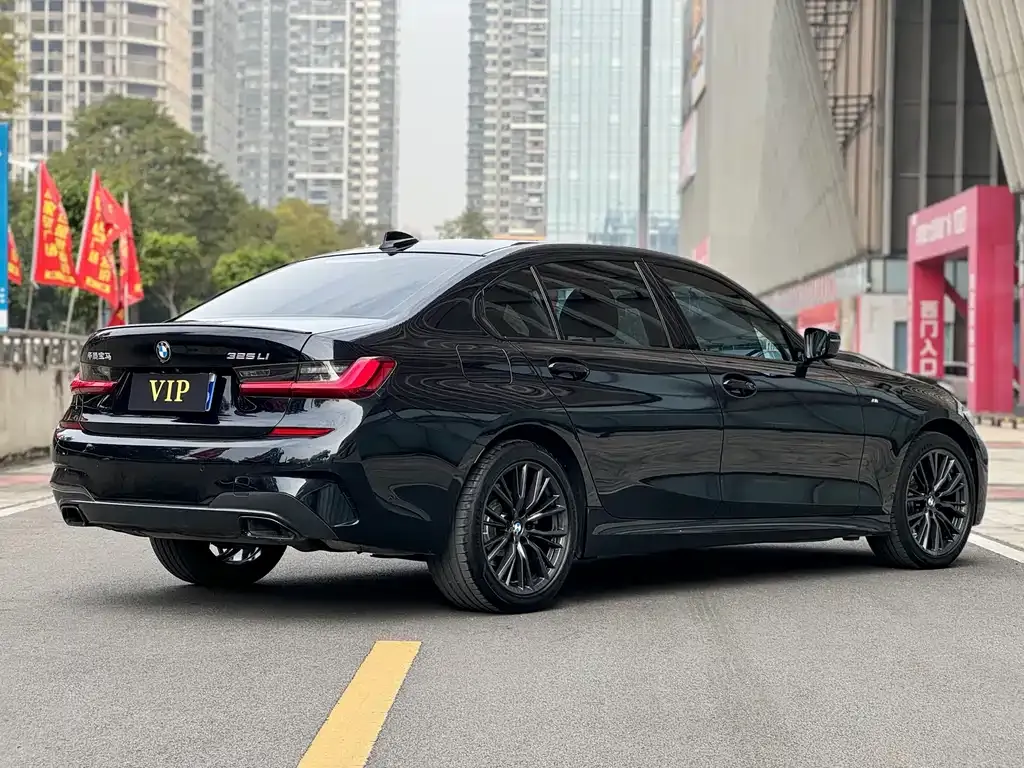 BMW 3 Series 2022 из CN, фото 10