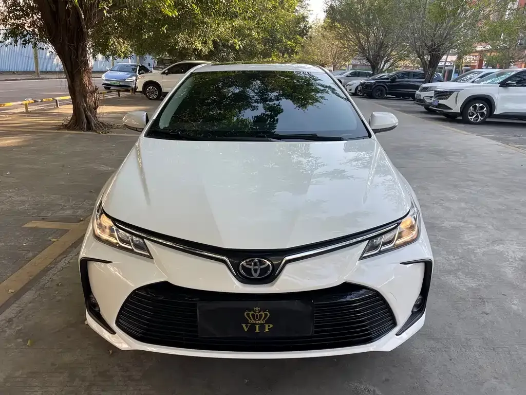 Toyota Corolla 2023 из CN, фото 9