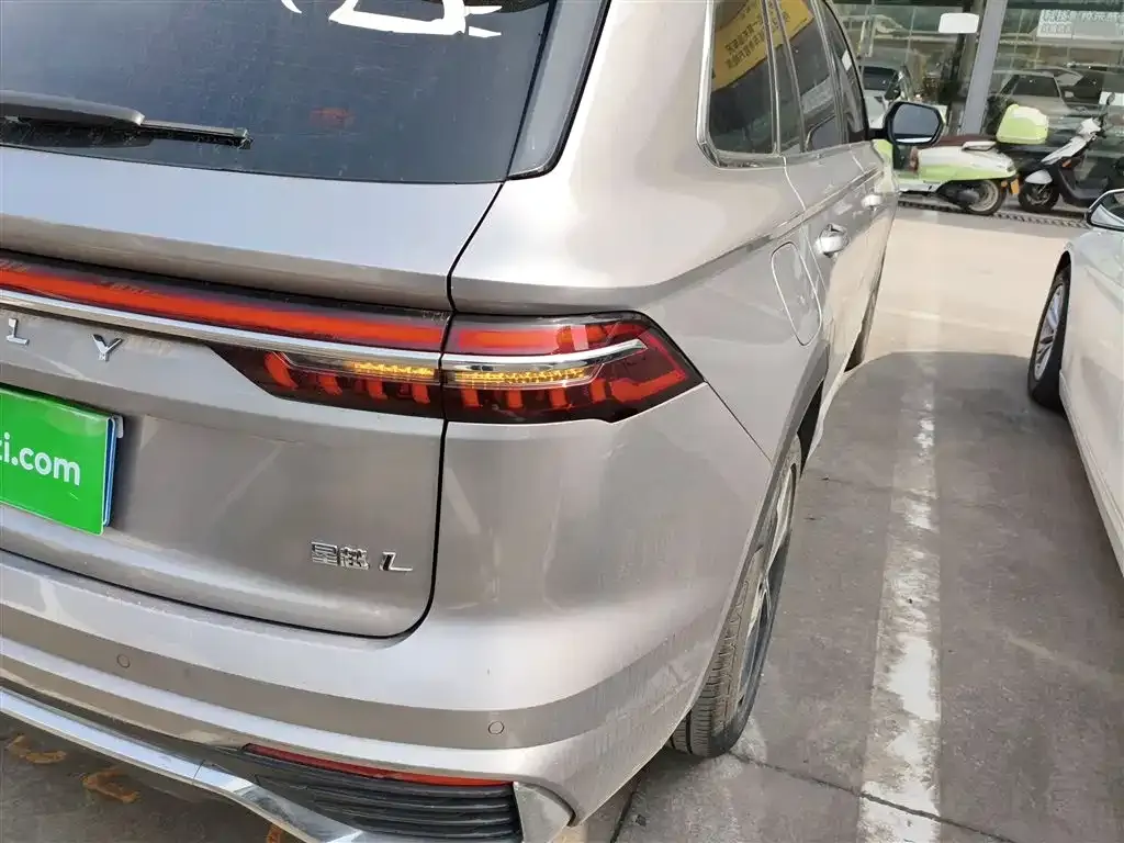 Geely Xingyue L 2023 из CN, фото 3
