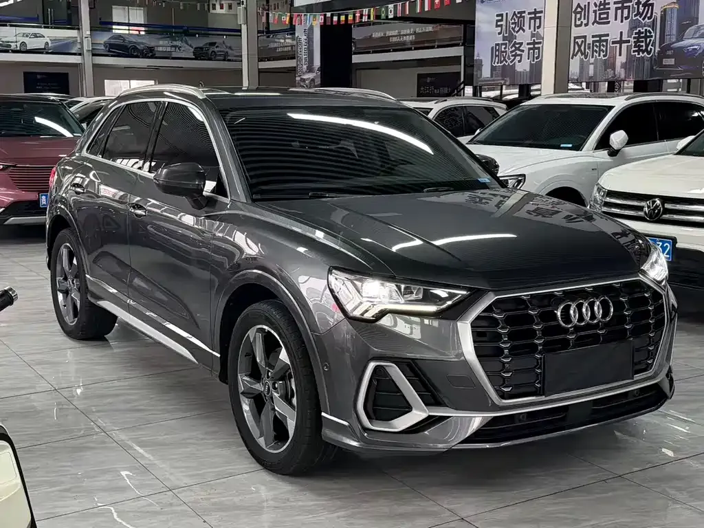Audi Q3 2021 из CN, фото 7