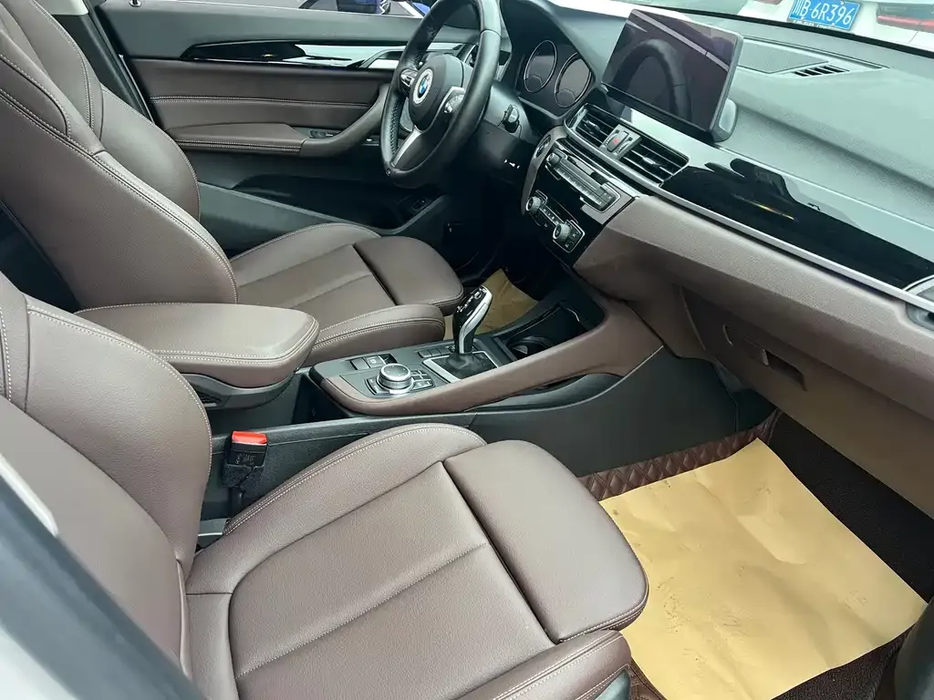 BMW X1 2021 из CN, фото 4