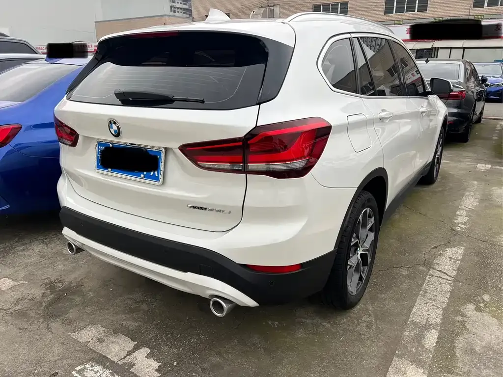 BMW X1 2021 из CN, фото 10