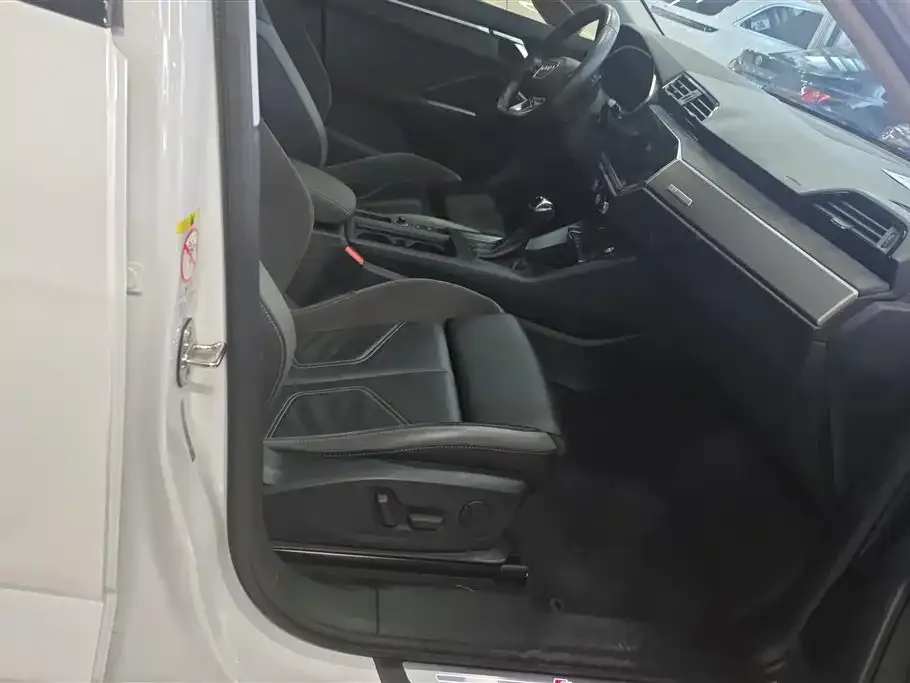 Audi Q3 Sportback 2022 из CN, фото 7