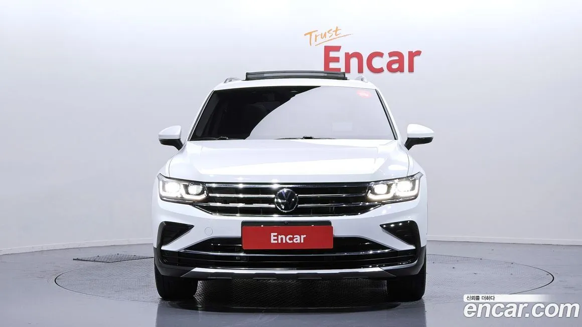 Volkswagen Tiguan — фото 2