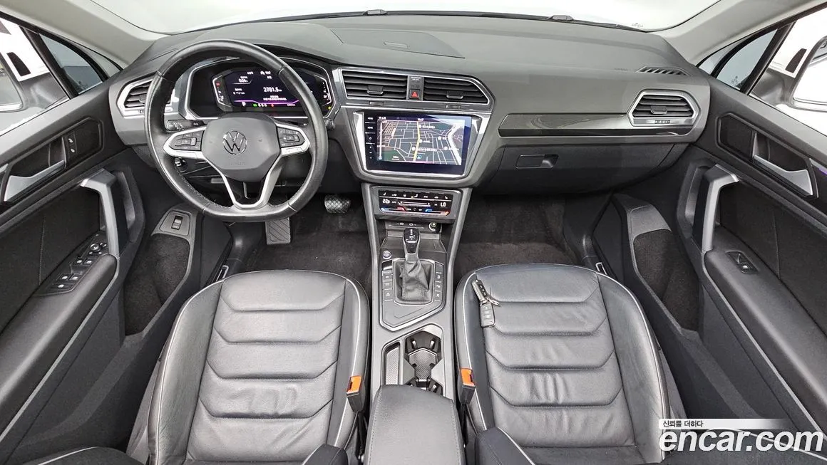 Volkswagen Tiguan — фото 7