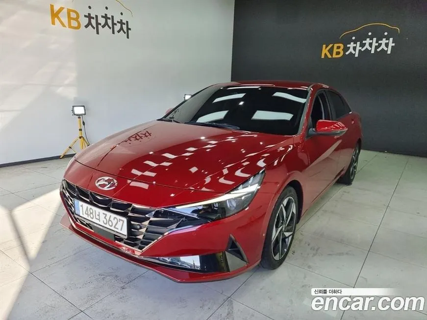 Hyundai AVANTE — фото 1