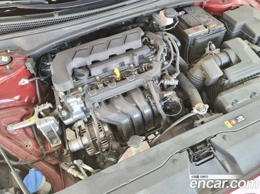 Hyundai AVANTE — фото 10