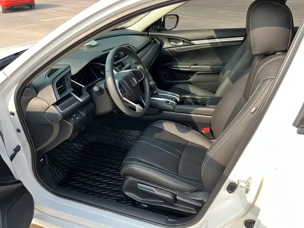 Honda Civic 2021 из CN, фото 5