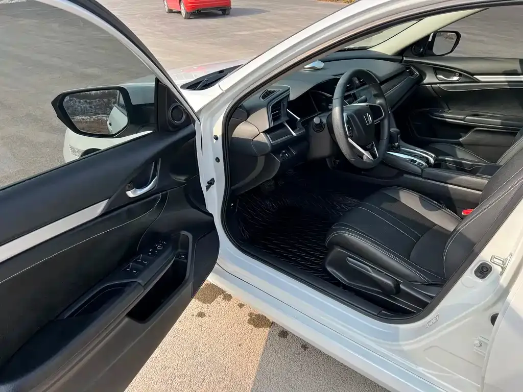 Honda Civic 2021 из CN, фото 9
