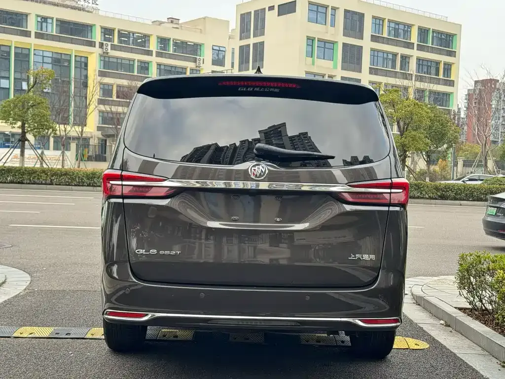Buick GL8 2021 из CN, фото 3
