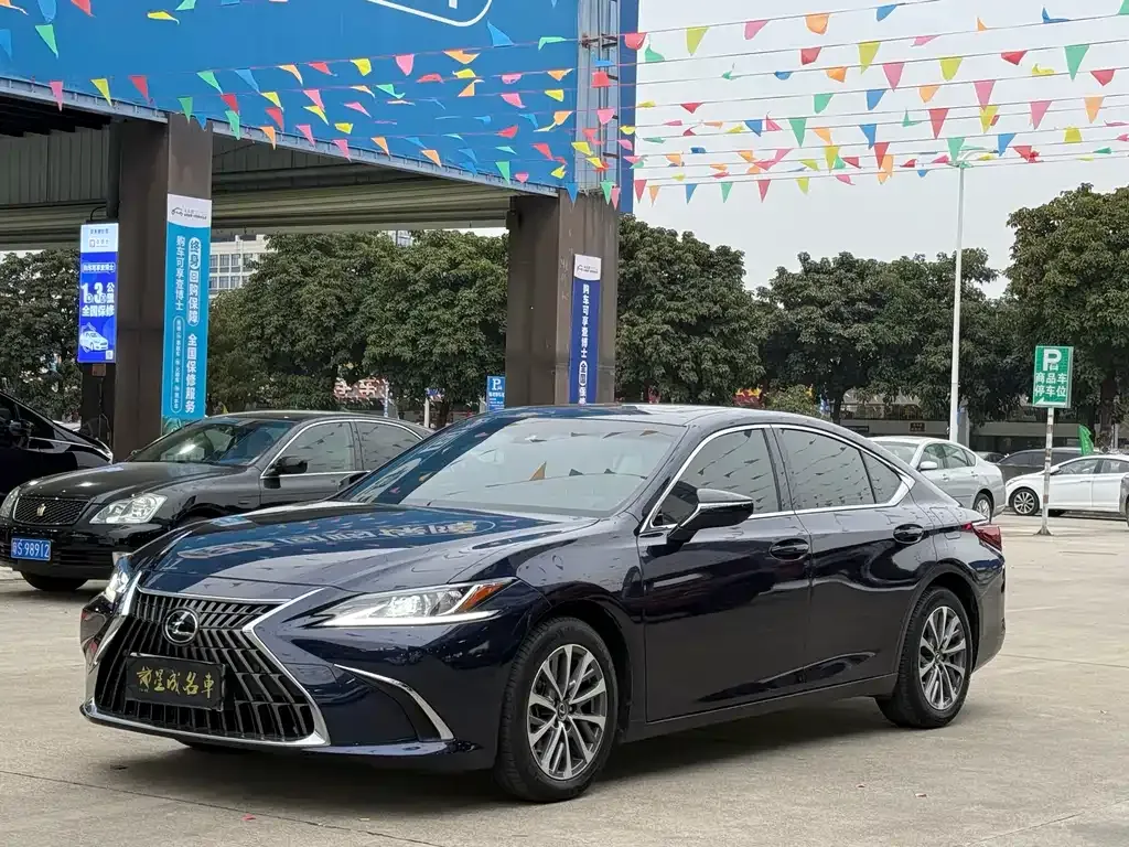 Lexus ES 2024 из CN, фото 1