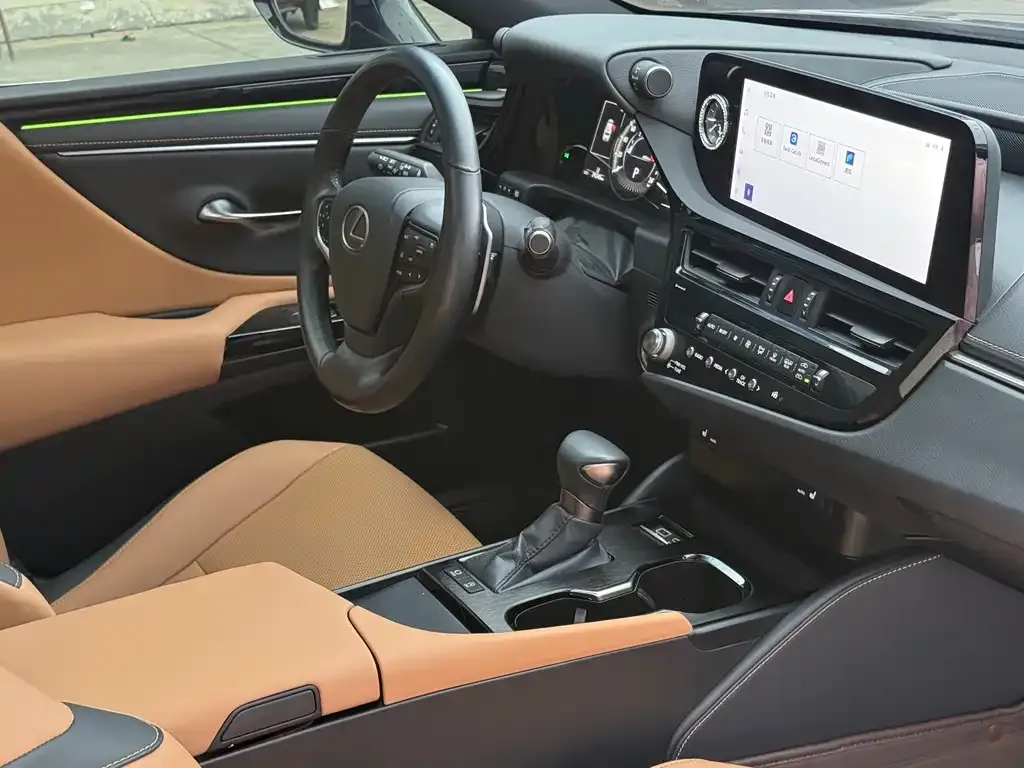 Lexus ES 2024 из CN, фото 5