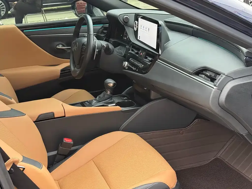 Lexus ES 2024 из CN, фото 4